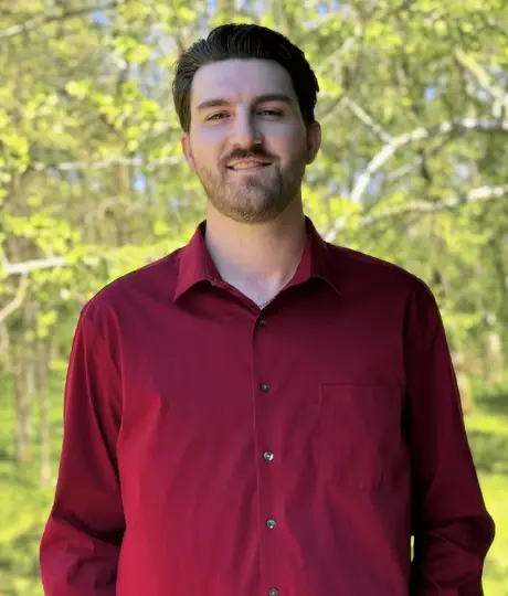 Head shot of Austin Brewster